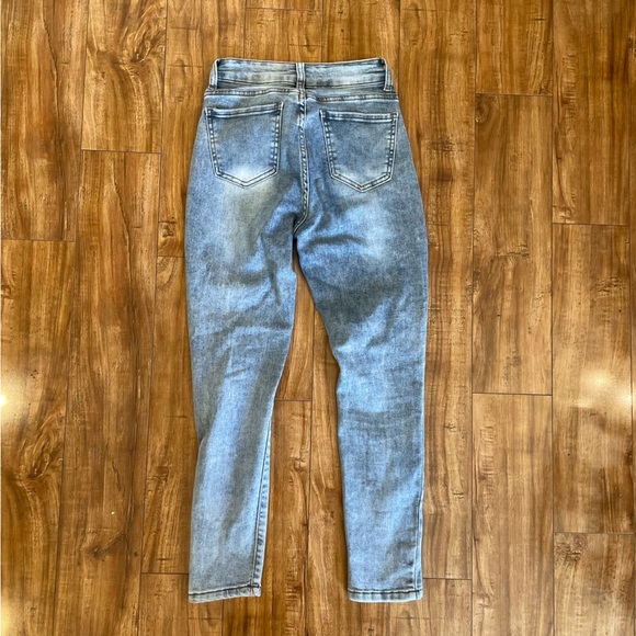 LOVE SOHO Women’s Light Blue High-Waisted Skinny Jeans Size 5 - Picture 8 of 12